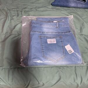 Women's Light Blue Jeans